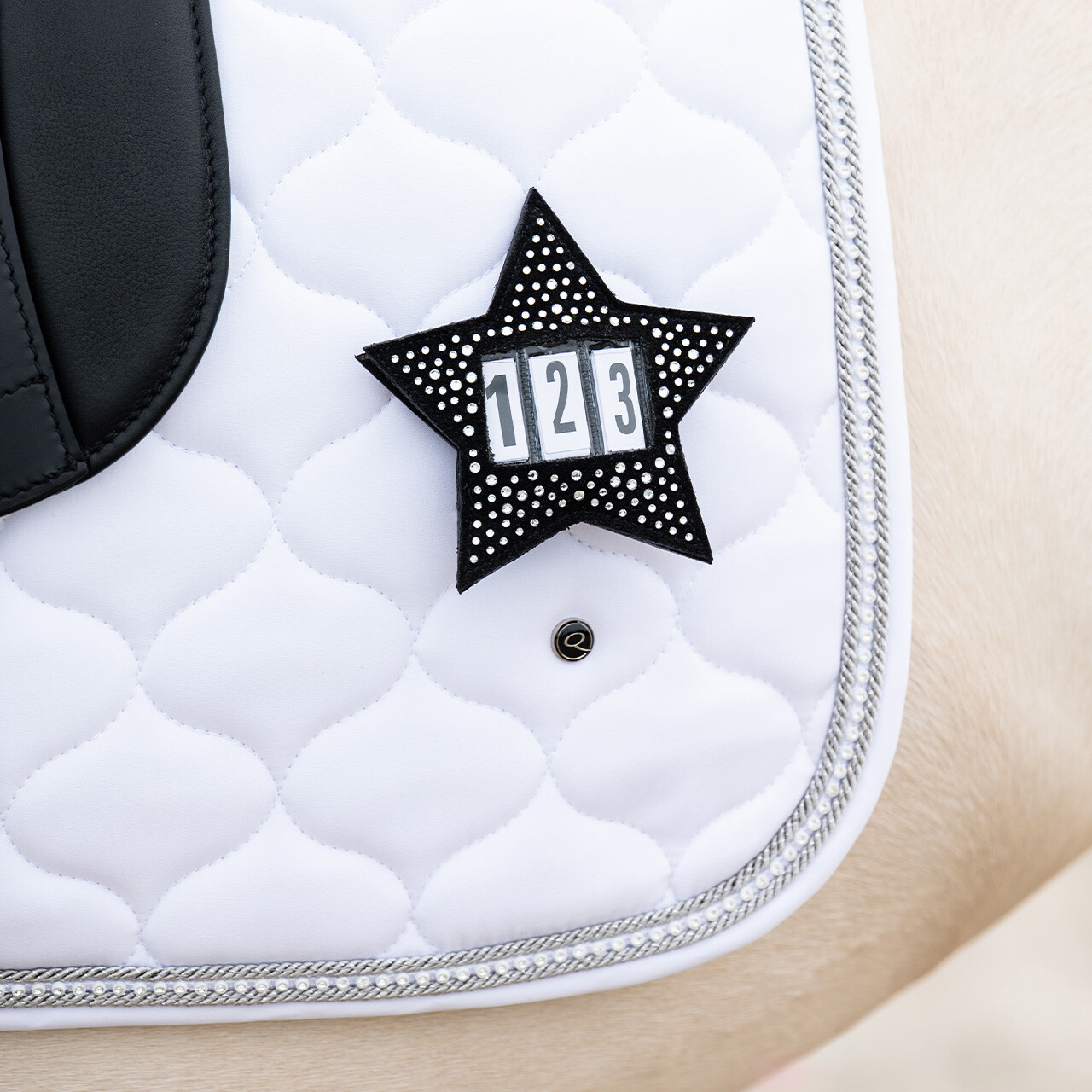 Startovní číslo QHP Jipp - černé