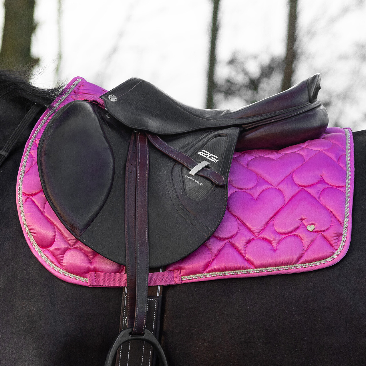 Podsedlová drezůrní dečka Valentine 