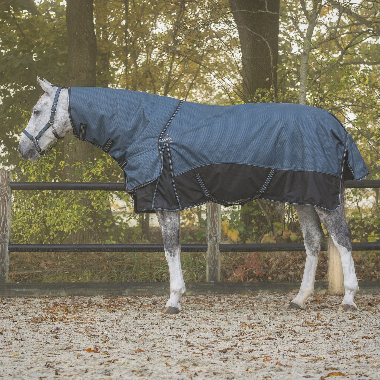 Kolekce výběhových dek, 150 g, s odepínacím nákrčníkem, mystická modrá