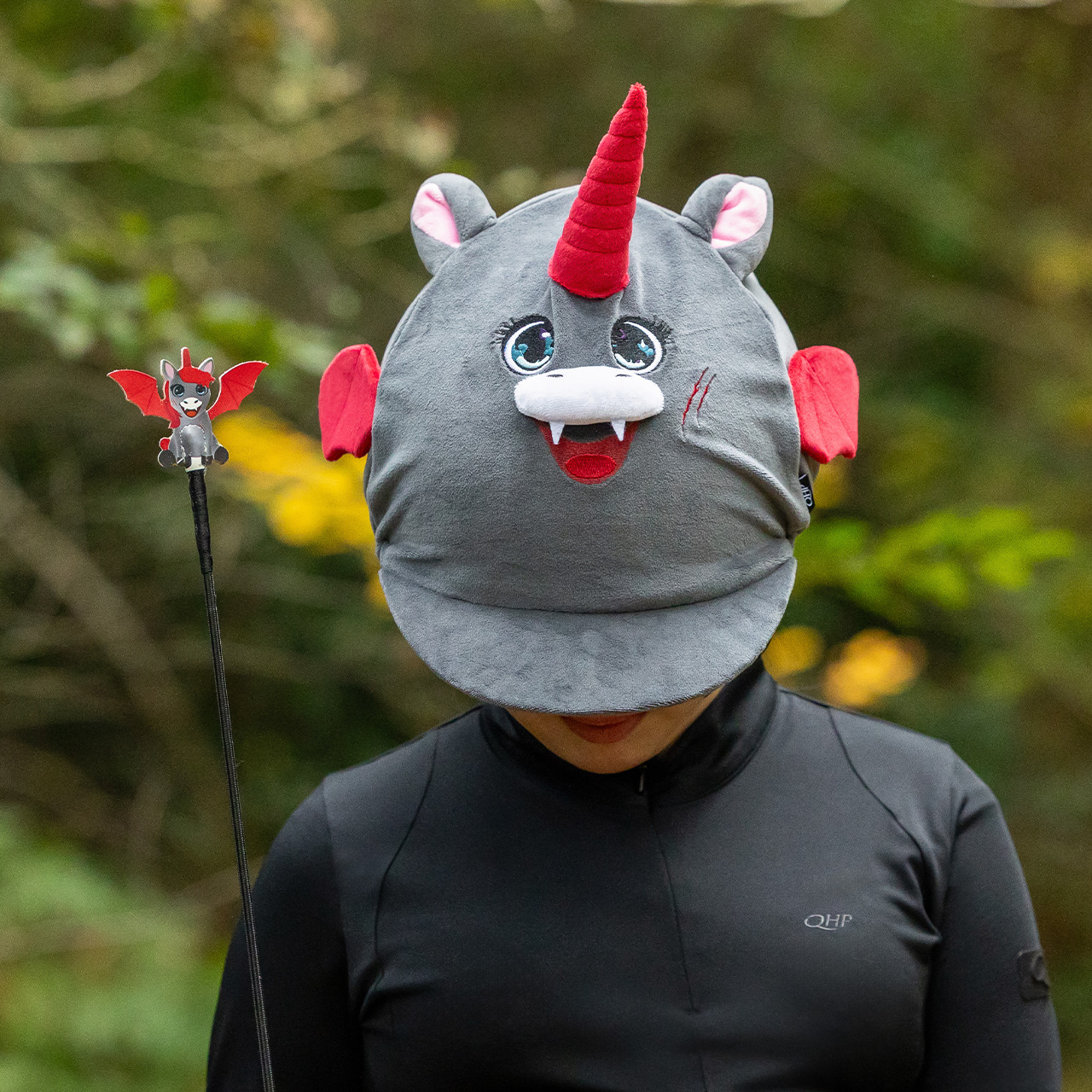 Potah na přilbu Halloween Vampicorn