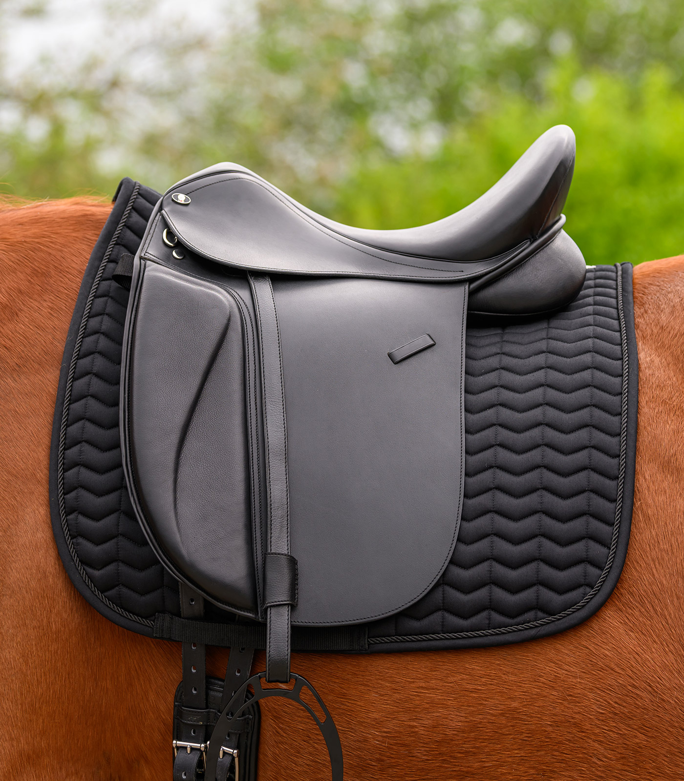 Poutko na třmenový řemen, kožené